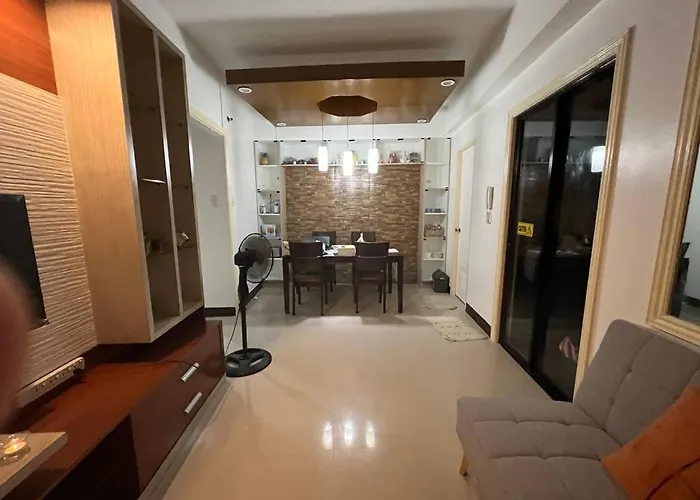 Spacious 2 Bed & 2 Bath In Newport Manila