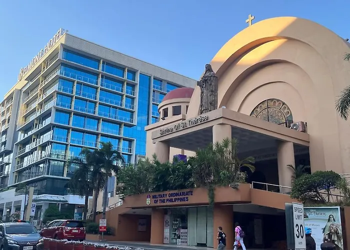 Spacious 2 Bed & 2 Bath In Newport Apartment Manila